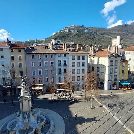 Hyper-Centre De Grenoble, Suite Parentale - Wifi Fibre - Cocon Buitenkant foto